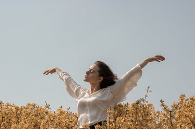 Embracing New Beginnings: How Relocating Can Bring Peace to Your Mind-featured