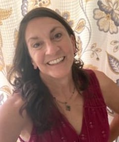 Growing Up Old-School Catholic (and daring to write about it!)-featured