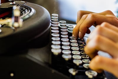 10 Quick Tips to Boost Your Writing Speed Without Quality Loss-featured